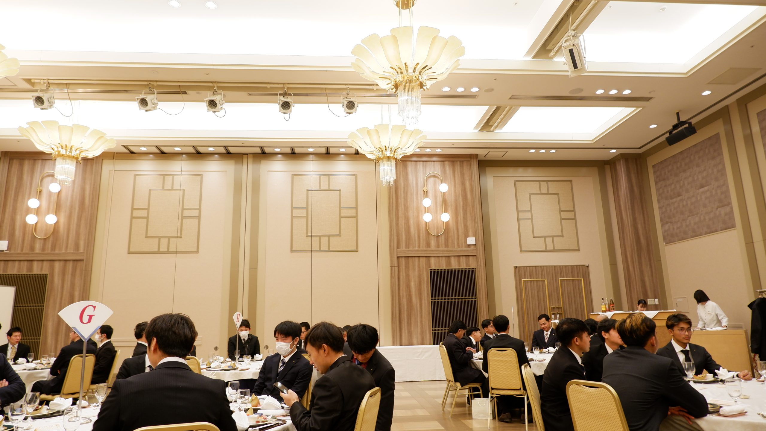 忘年会 会場全体の様子